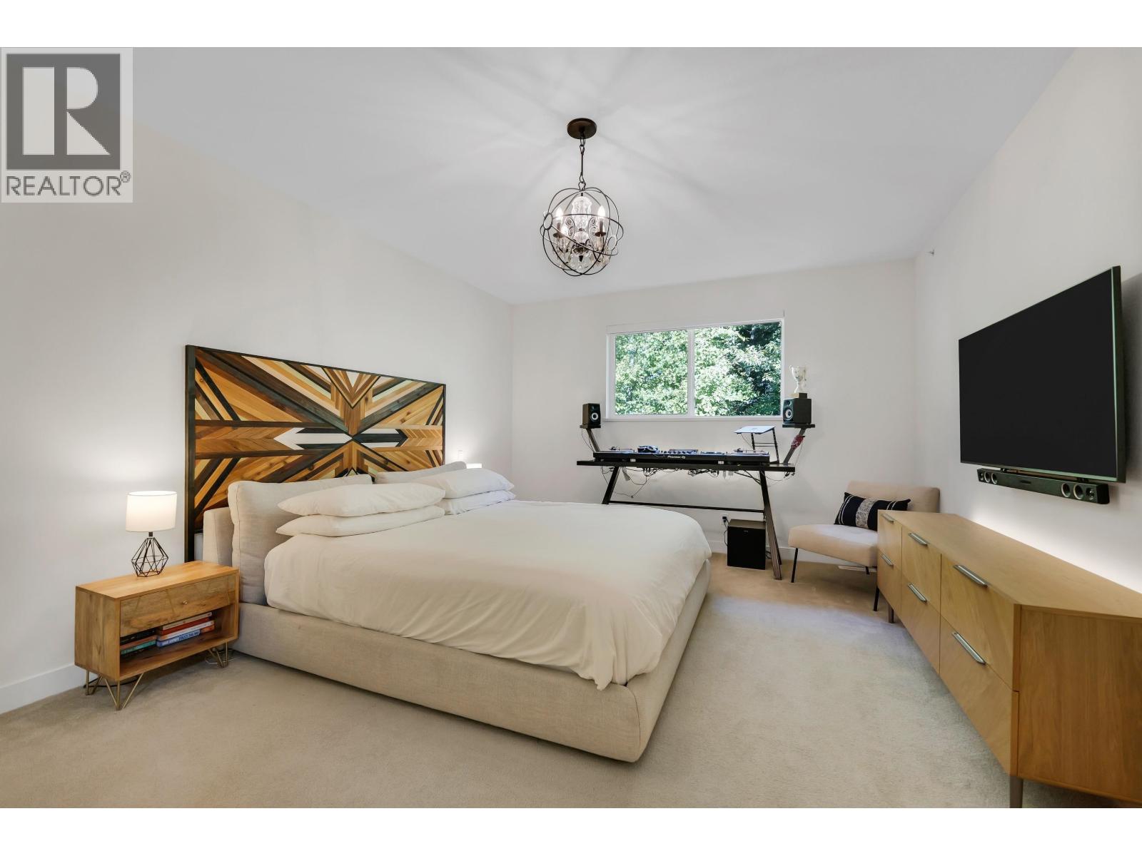 39349 FALCON CRESCENT, Squamish