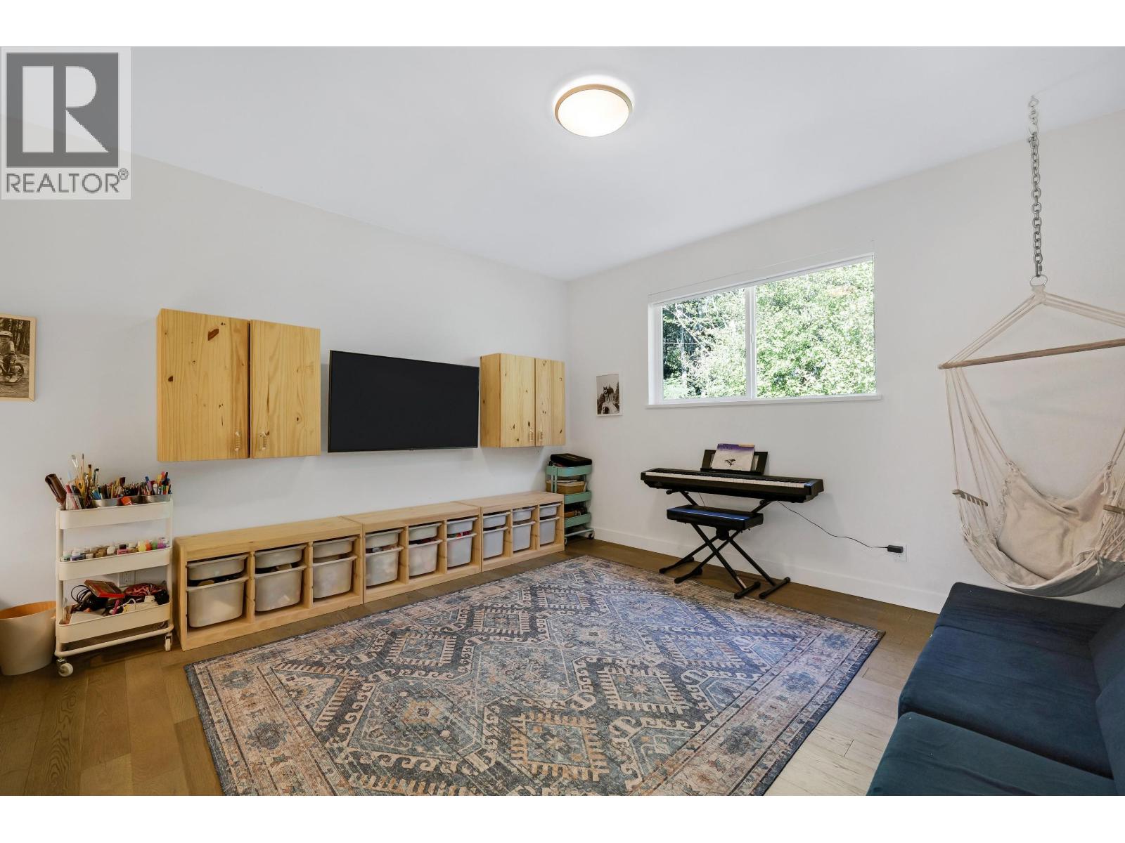 39349 FALCON CRESCENT, Squamish