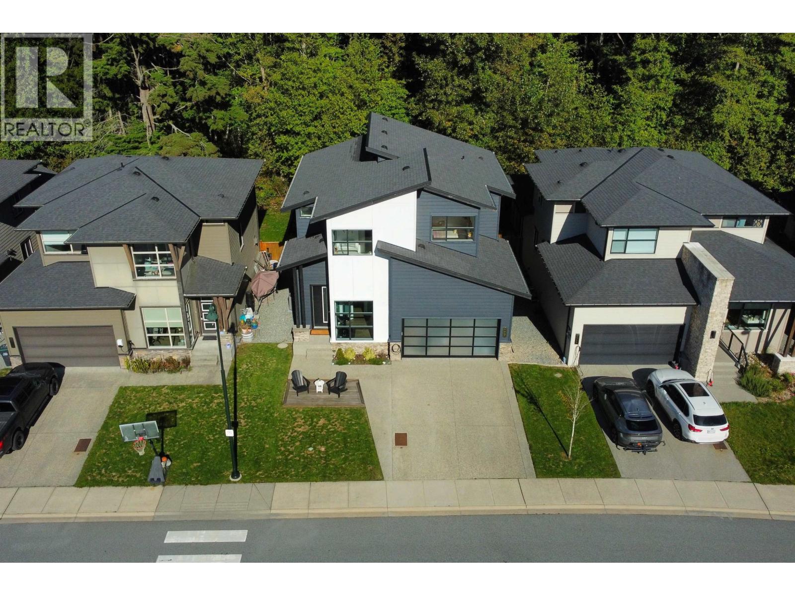 39349 FALCON CRESCENT, Squamish