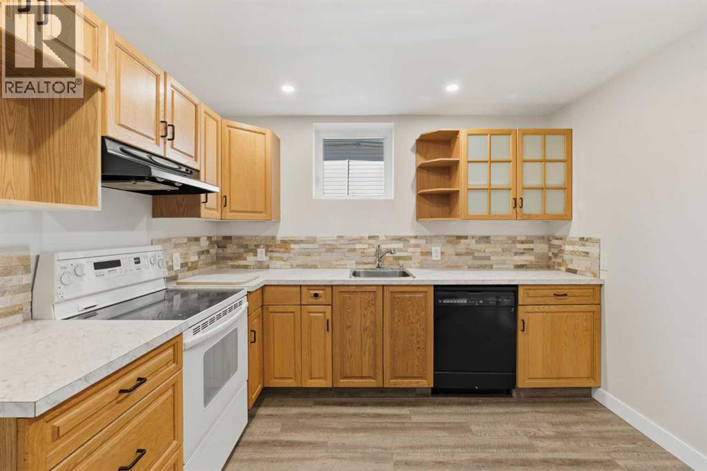 Single Family House Bungalow for Sale in  Mountview Crescent NE Winston Heights/Mountview Calgary 
