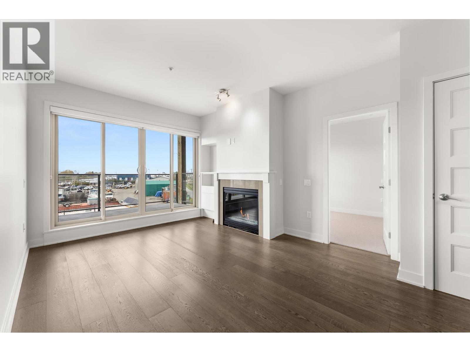 #209-6160 LONDON ROAD Road, Richmond