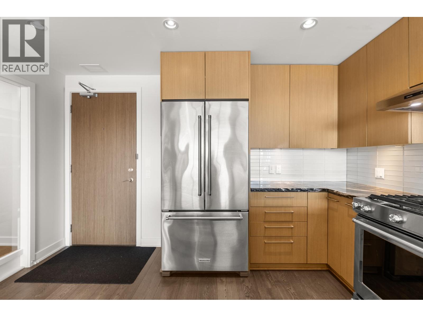#209-6160 LONDON Road, Richmond