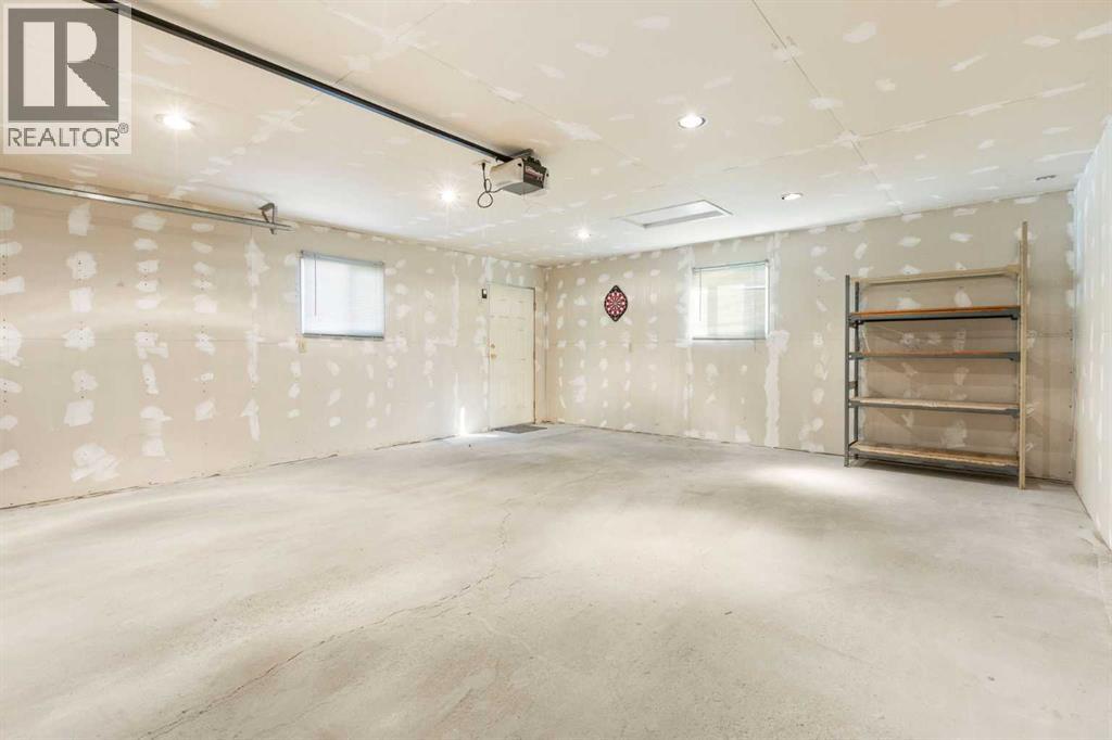 Single Family House Bungalow for Sale in  Kingsland Place SW Kingsland Calgary 