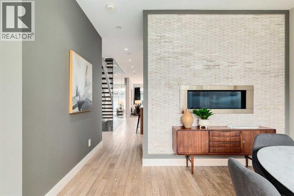 Single Family House for Sale in   Street SW Richmond Calgary 