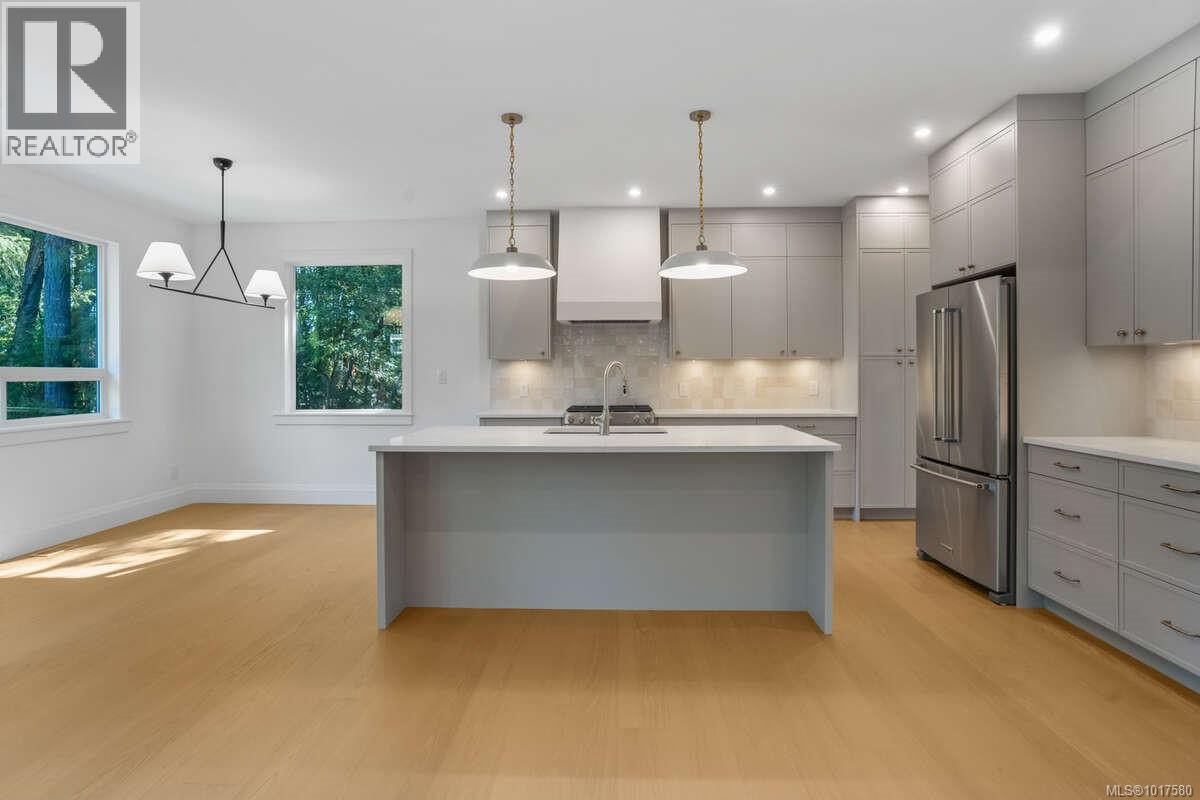 7436 Lantzville Rd, Lantzville