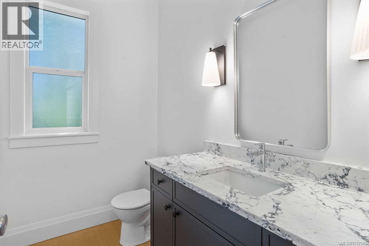 7436 Lantzville Rd, Lantzville