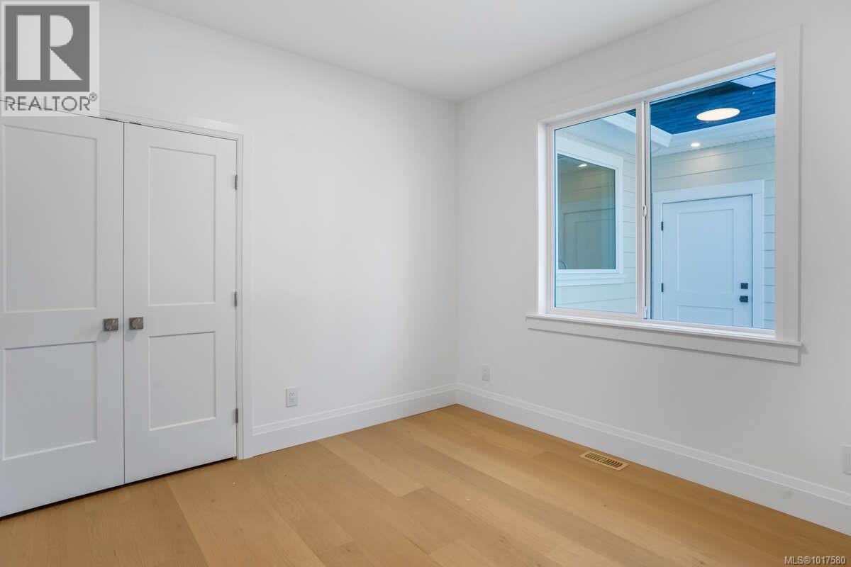 7436 Lantzville Rd, Lantzville