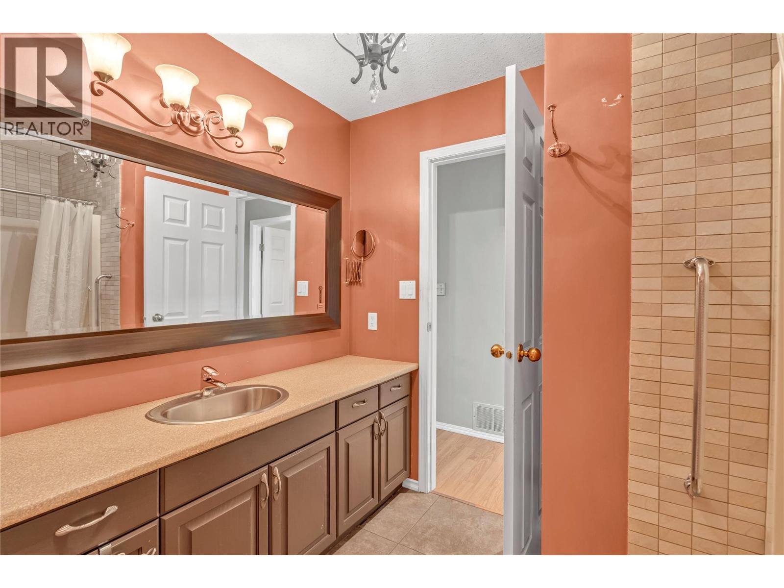  198 Westview Drive, Penticton
