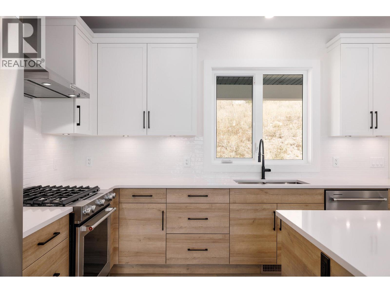 796 Kuipers Crescent Unit# 23, Kelowna