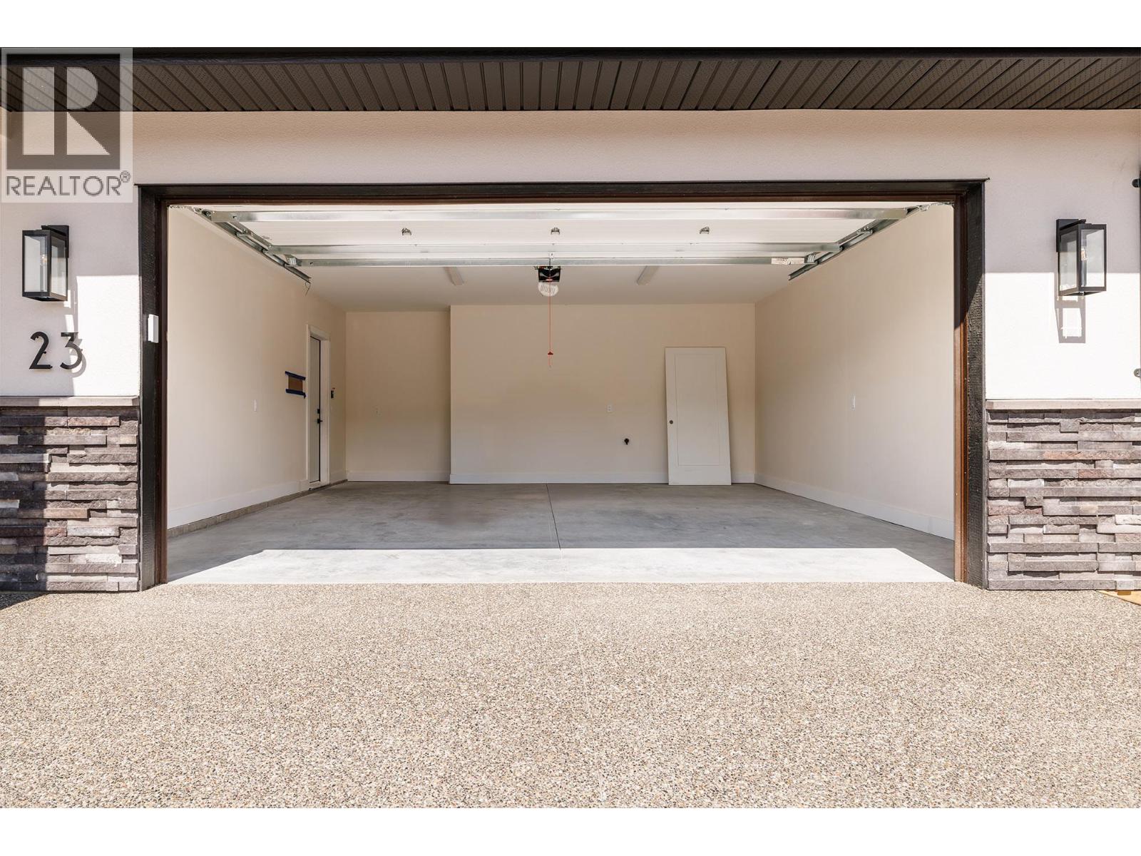 796 Kuipers Crescent Unit# 23, Kelowna