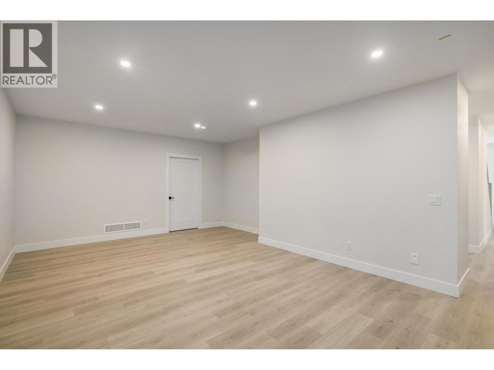 796 Kuipers Crescent Unit# 23, Kelowna