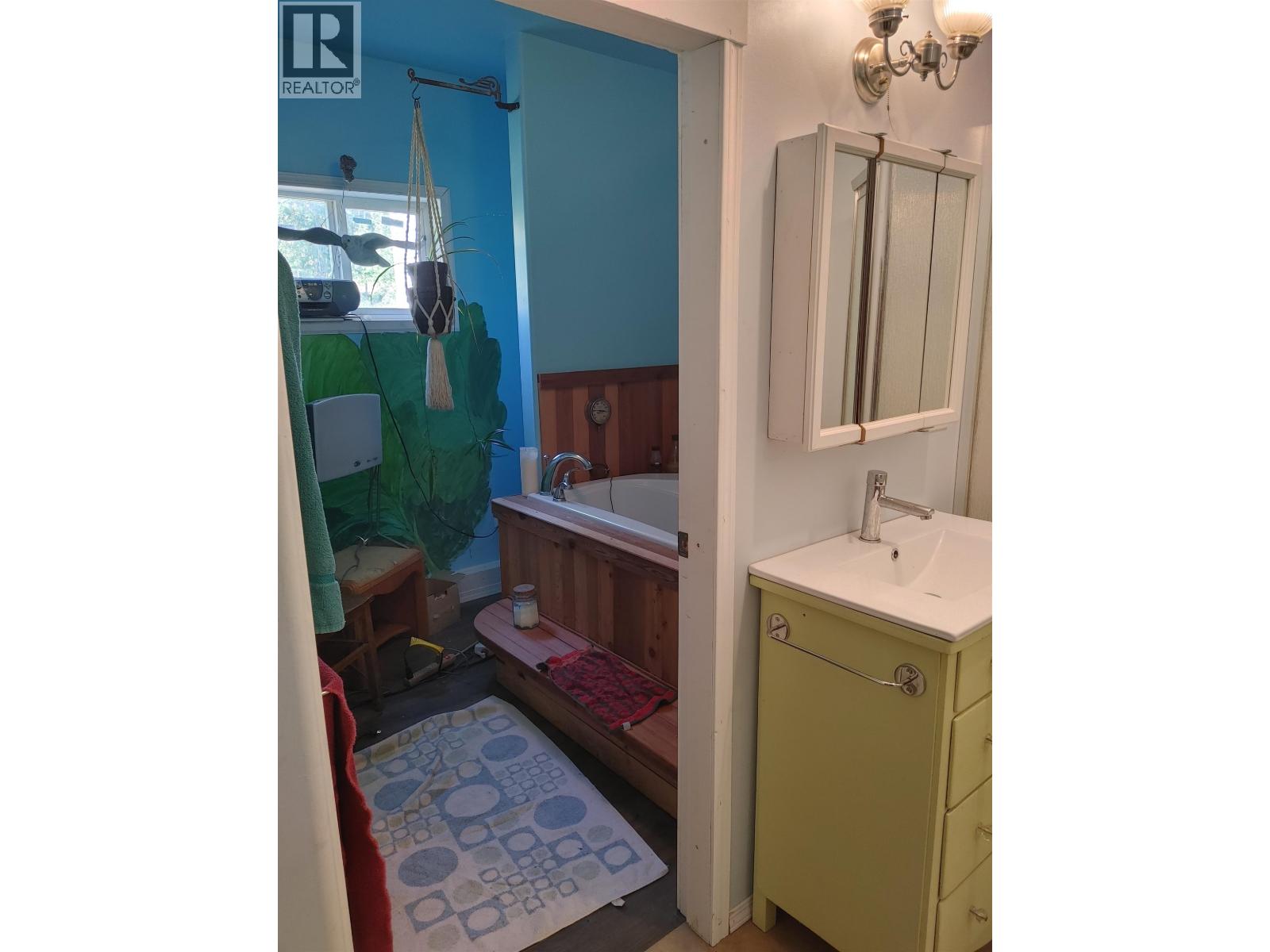 7814 LITTLE FORT 24 HIGHWAY - 25