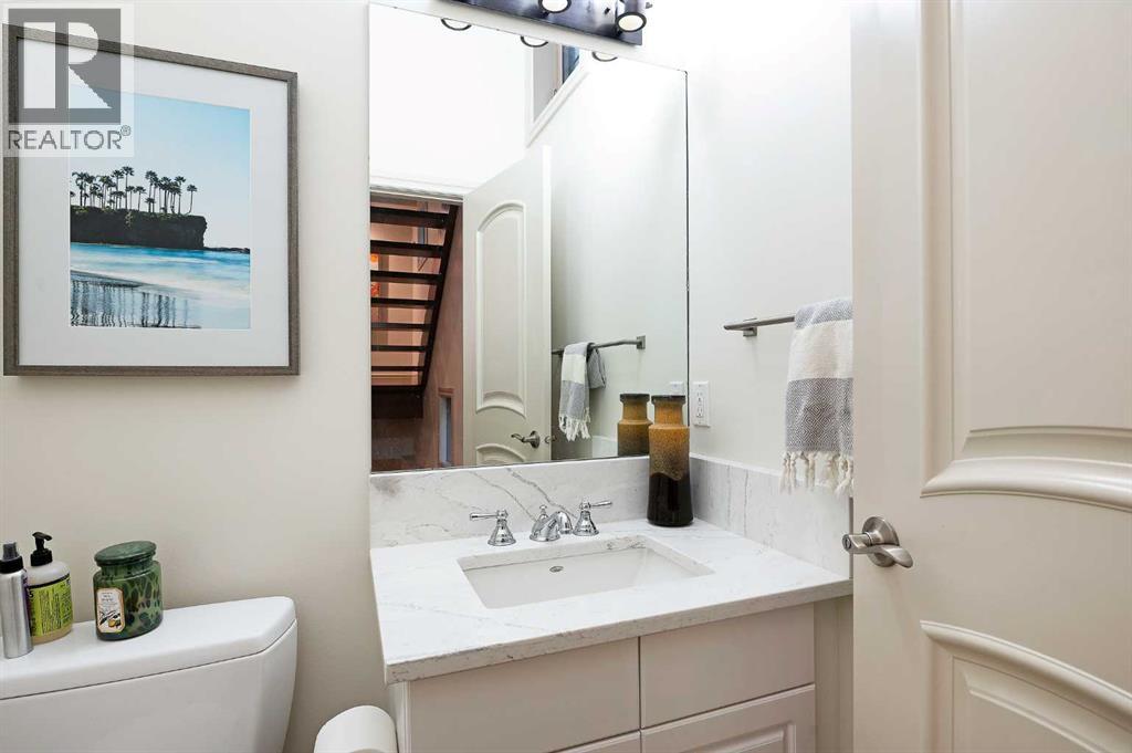 Single Family House for Sale in   Avenue SW Richmond Calgary 