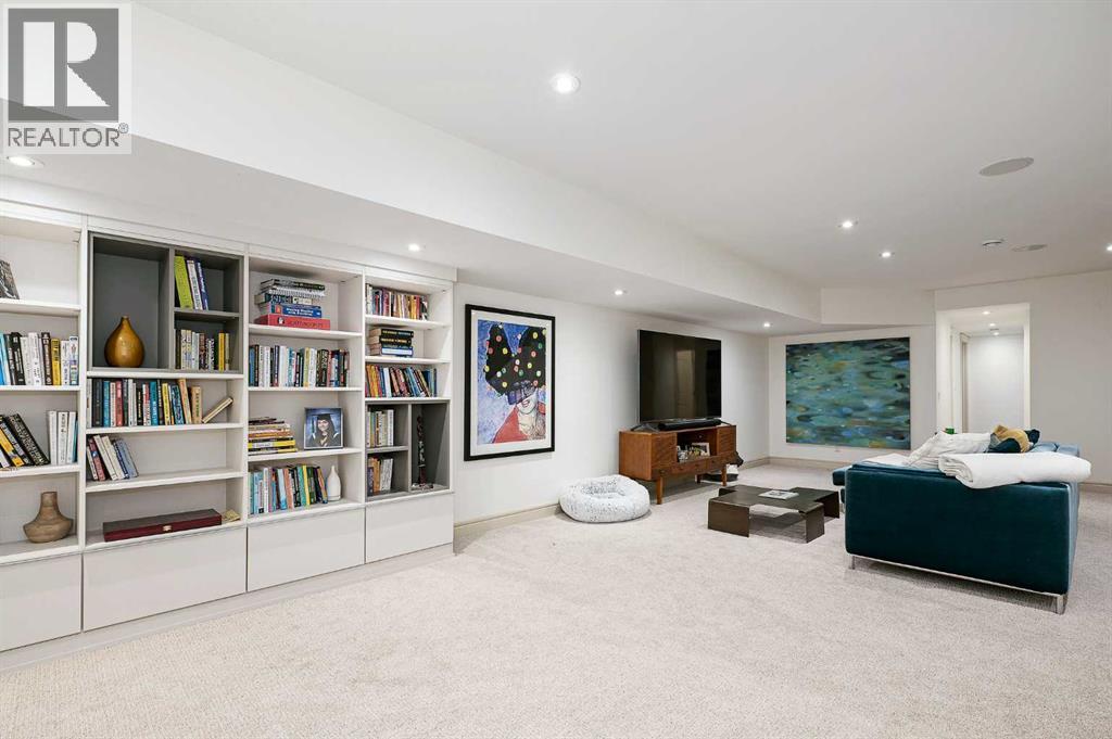 Single Family House for Sale in   Avenue SW Richmond Calgary 