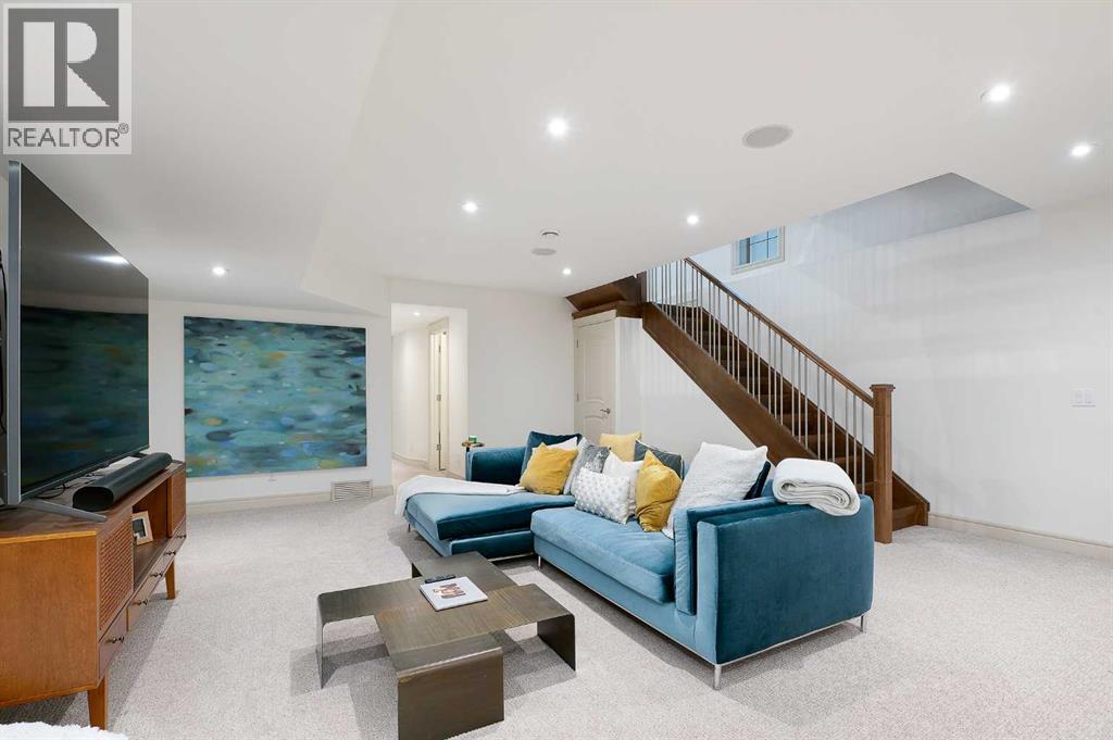Single Family House for Sale in   Avenue SW Richmond Calgary 