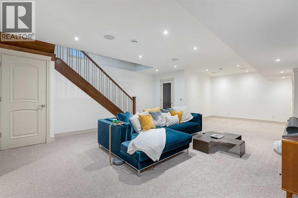 Single Family House for Sale in   Avenue SW Richmond Calgary 