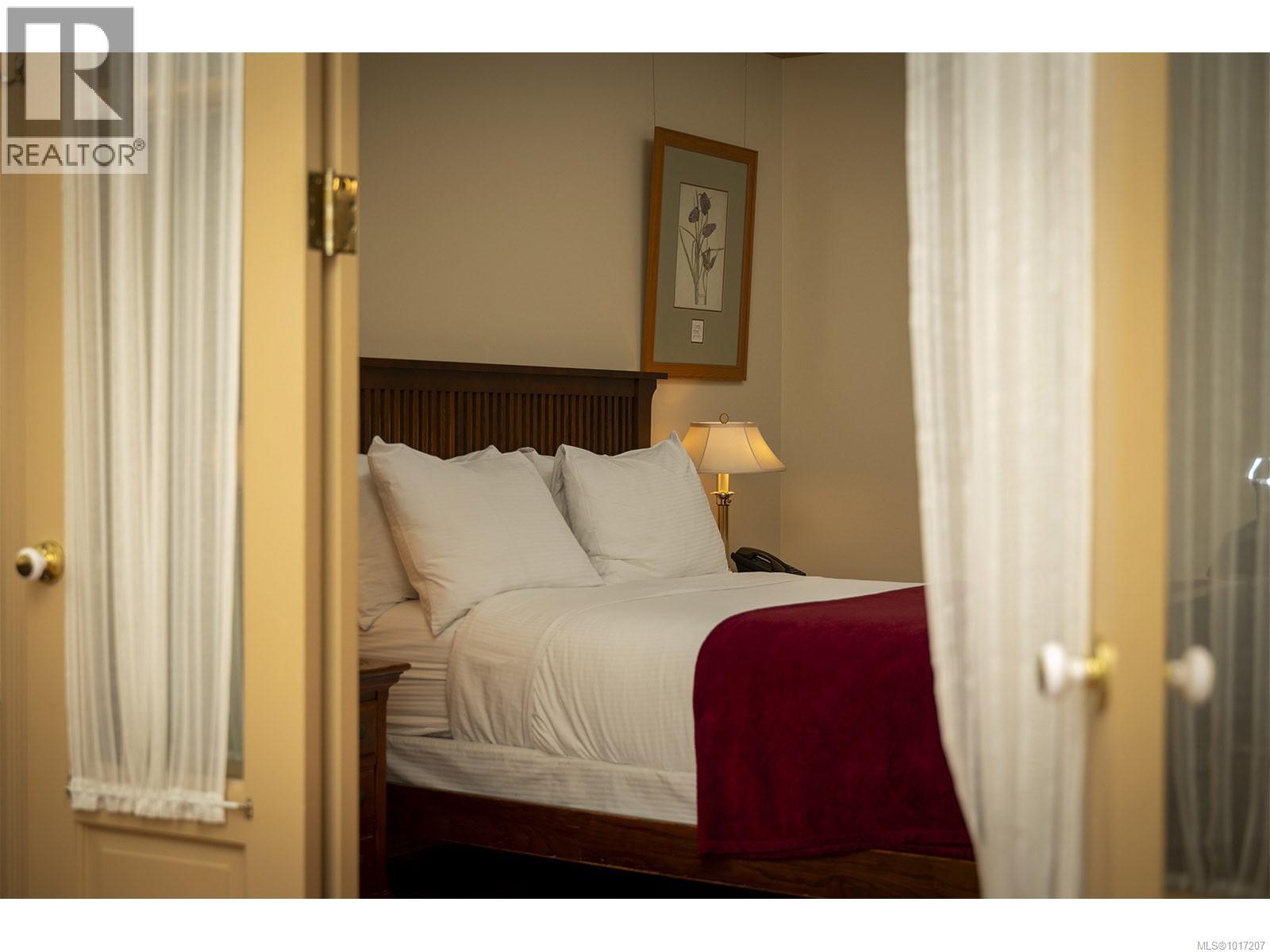  332 Catherine Street, Victoria