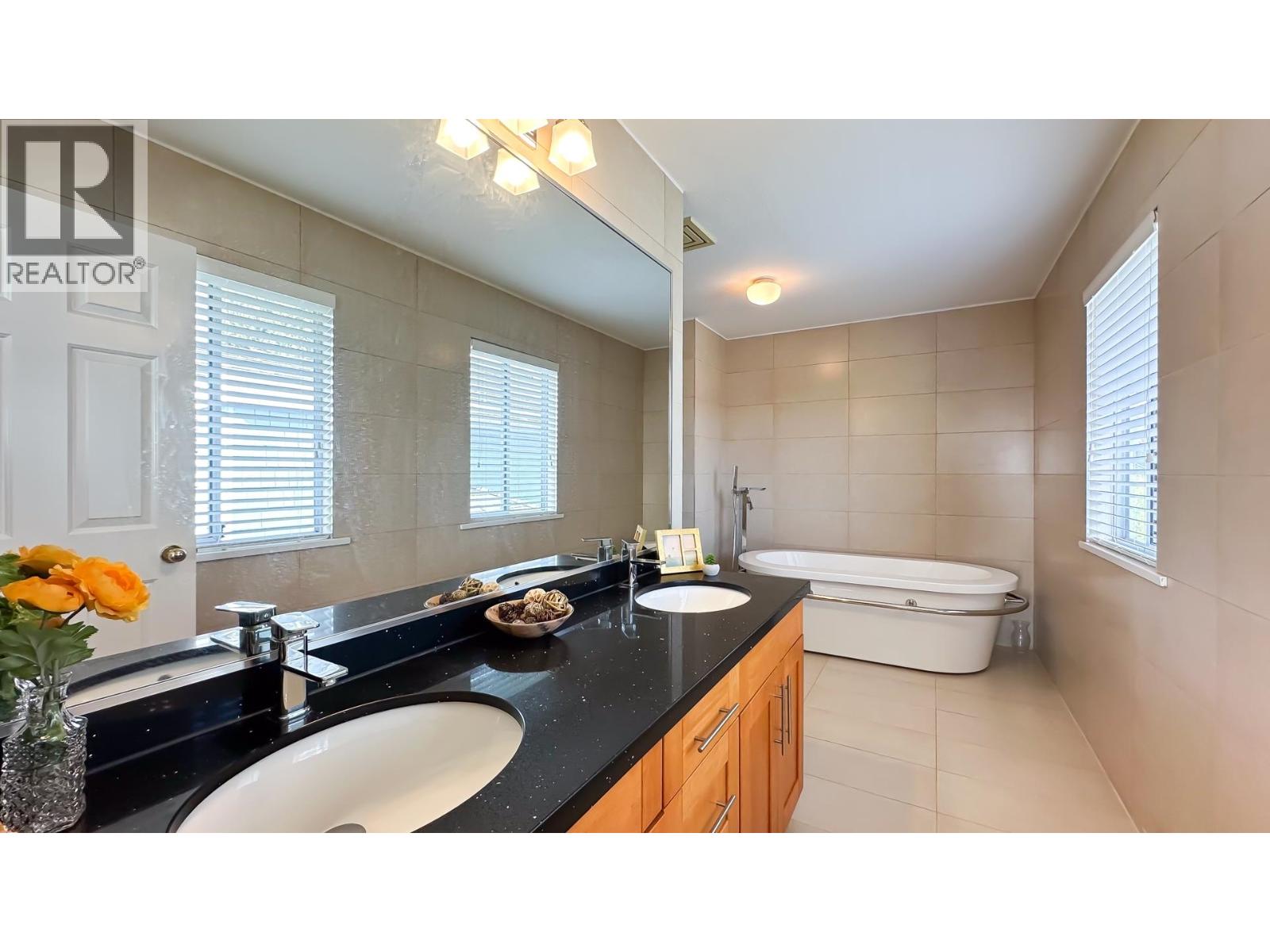 1386 MATHERS AVENUE, West Vancouver