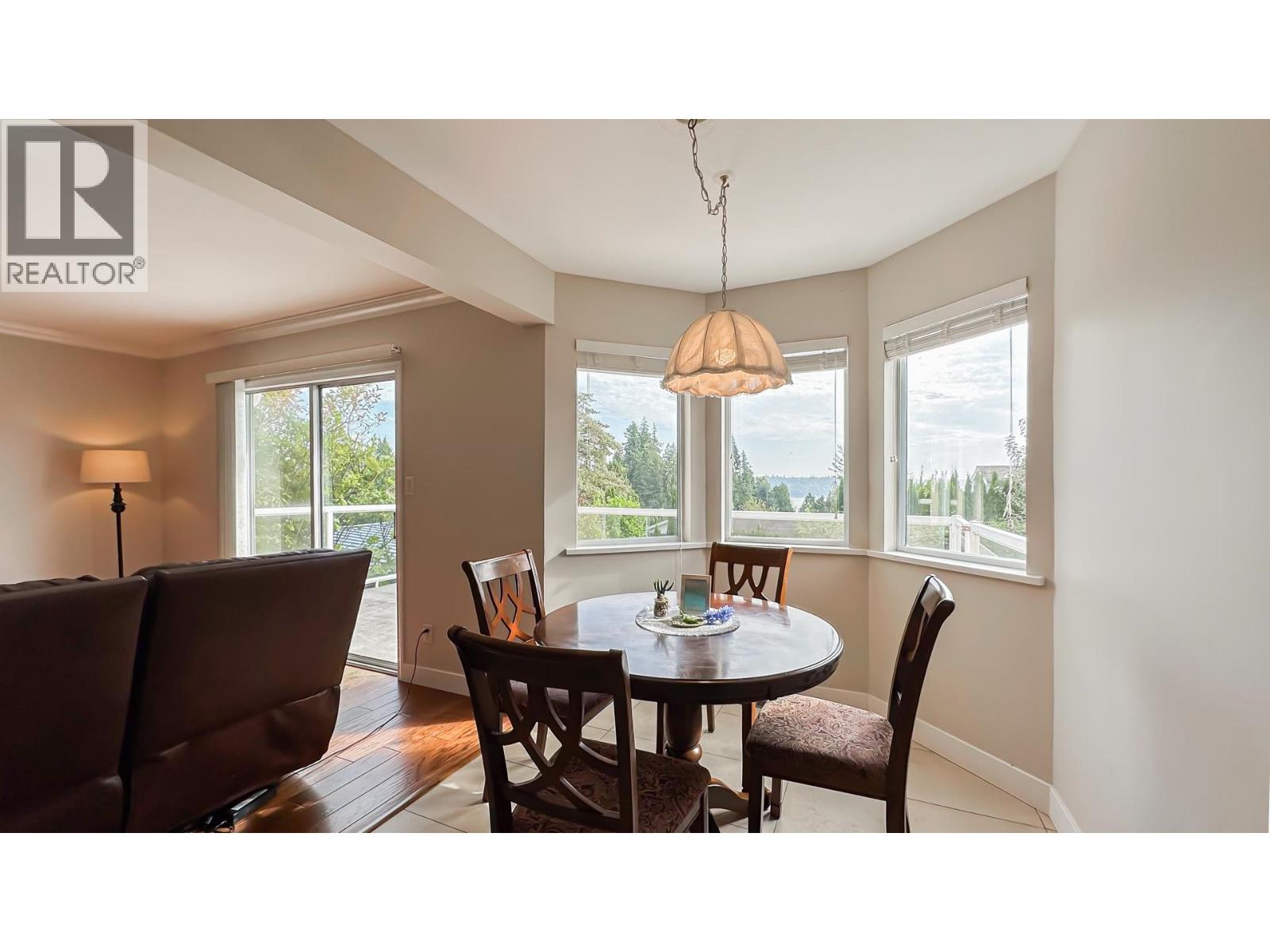 1386 MATHERS AVENUE, West Vancouver