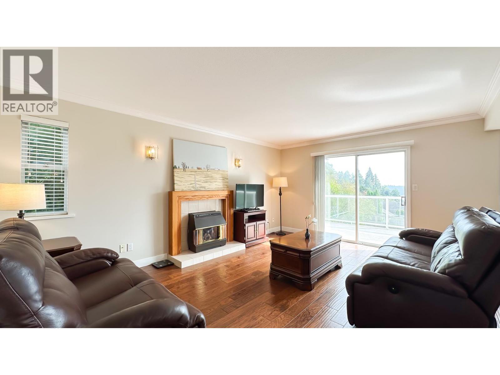 1386 MATHERS AVENUE, West Vancouver