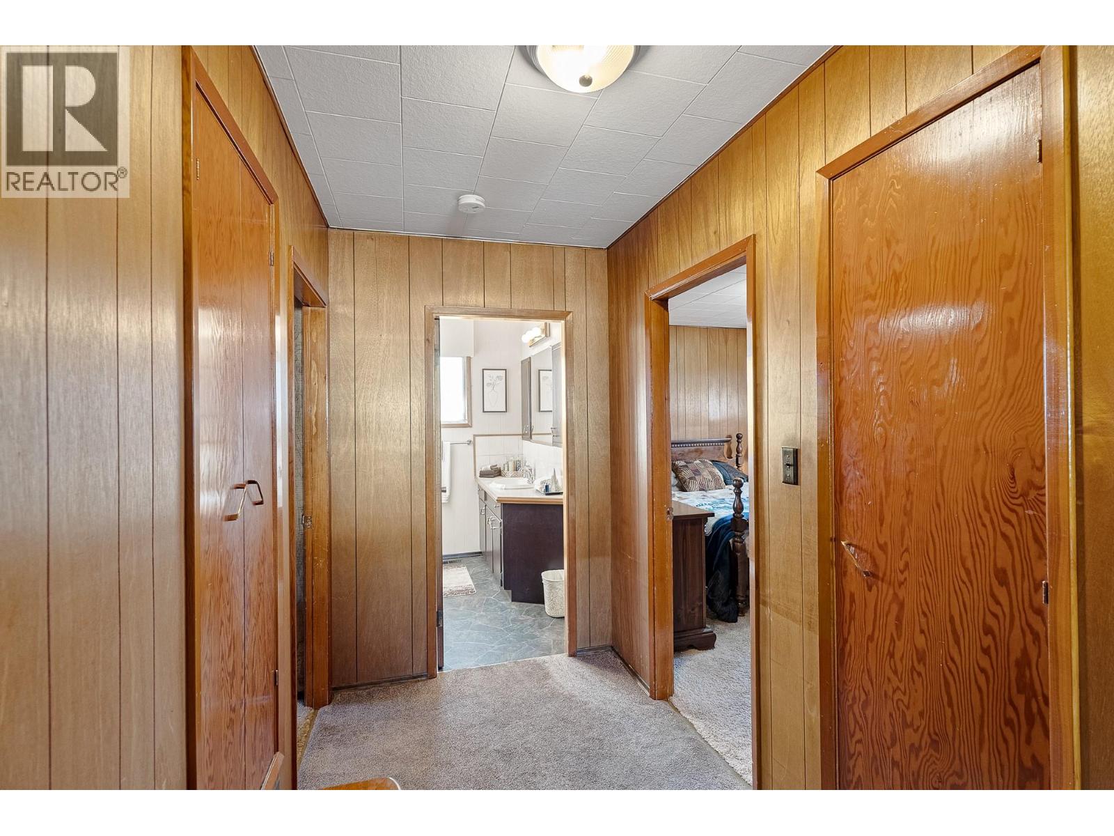 2588 Jackson Avenue, Merritt