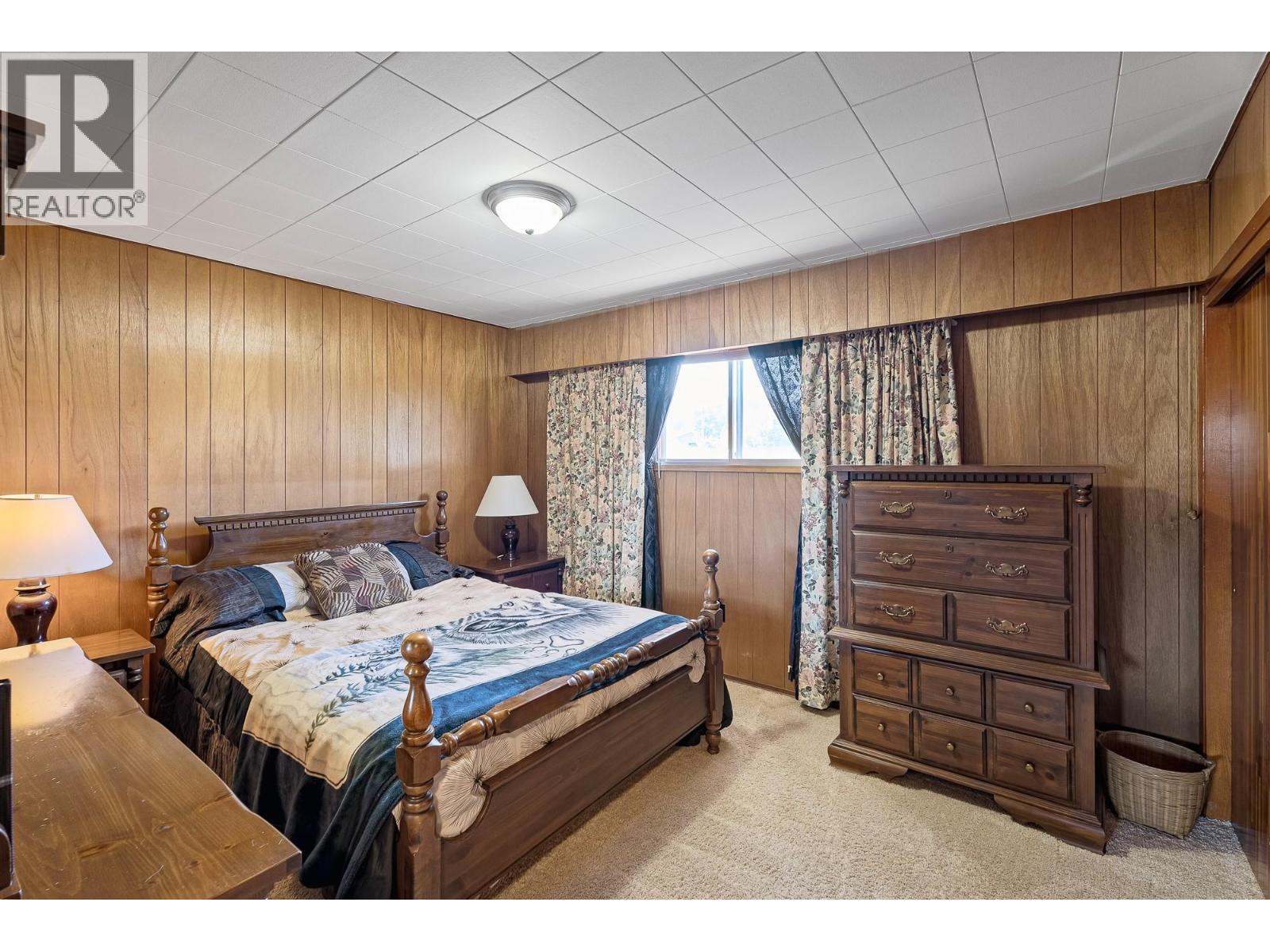 2588 Jackson Avenue, Merritt