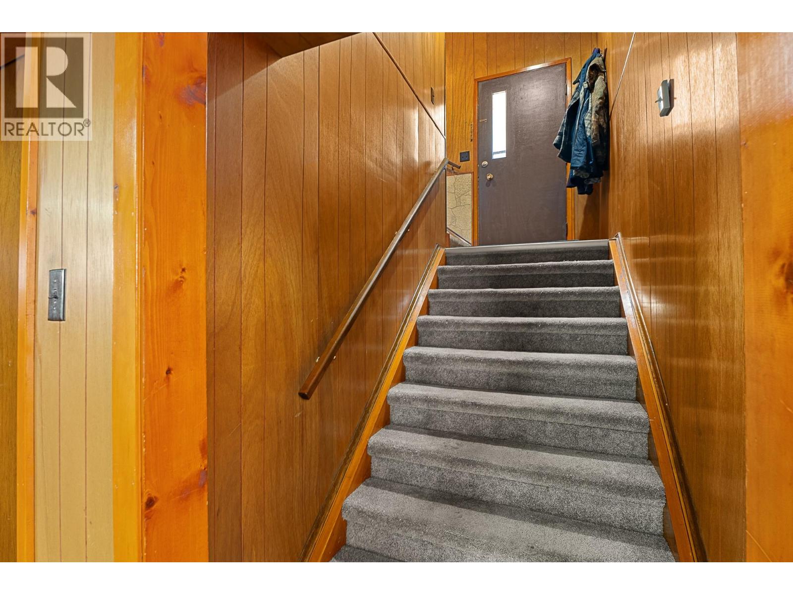 2588 Jackson Avenue, Merritt