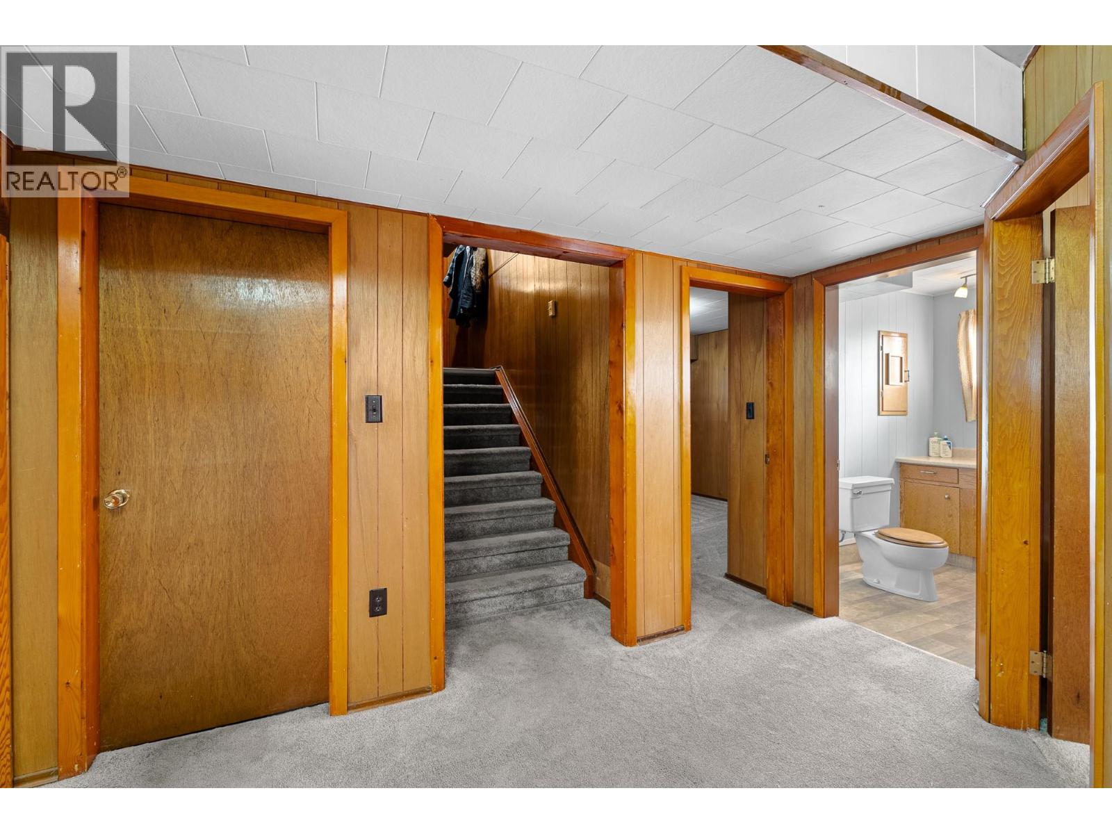 2588 Jackson Avenue, Merritt