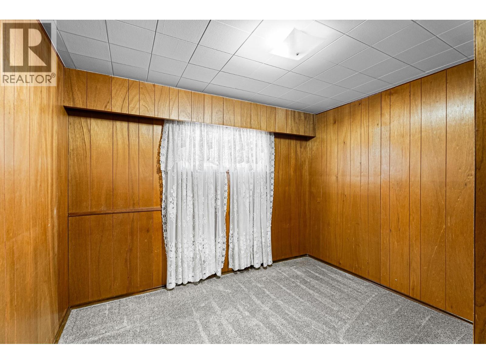 2588 Jackson Avenue, Merritt