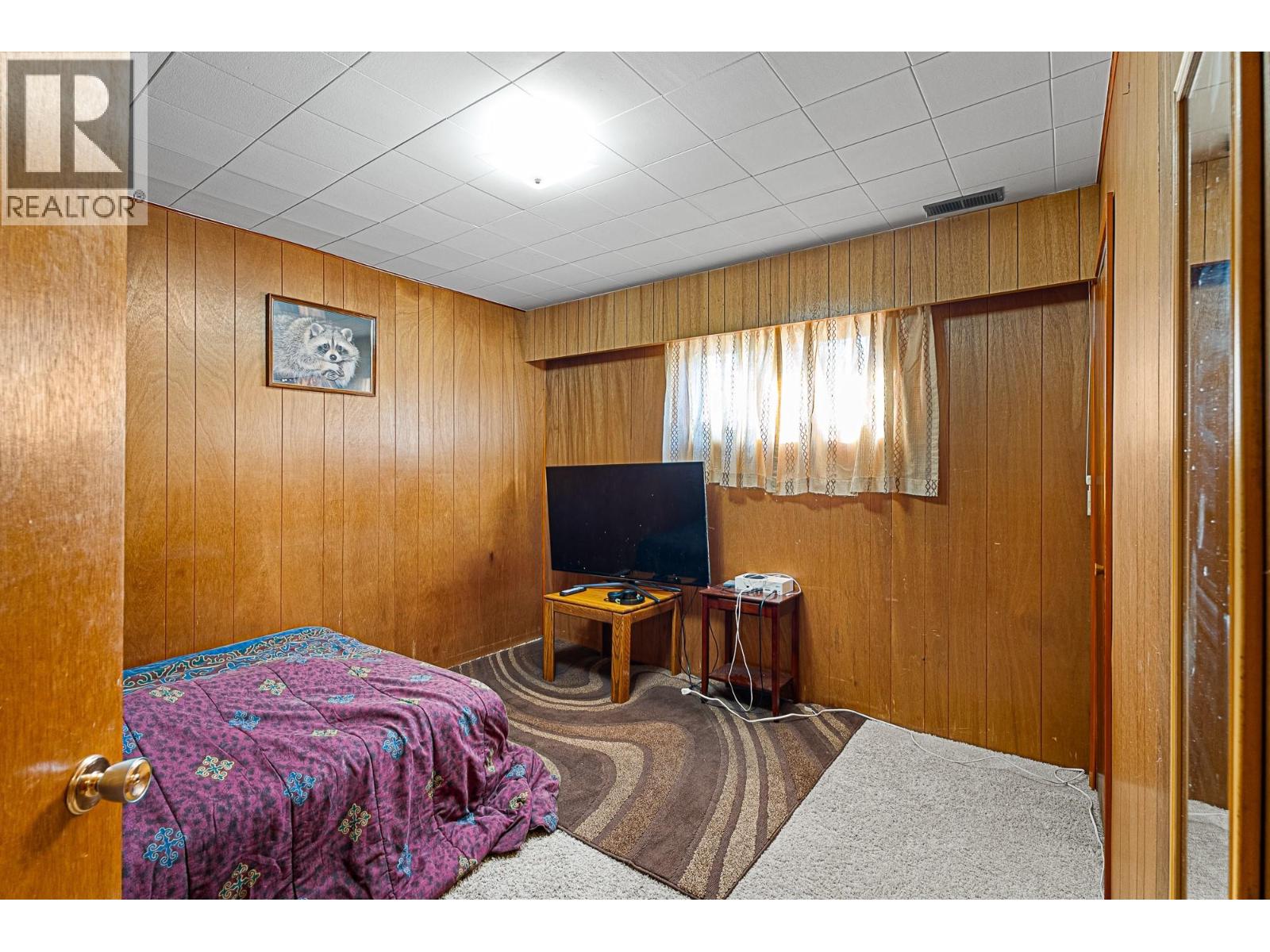 2588 Jackson Avenue, Merritt