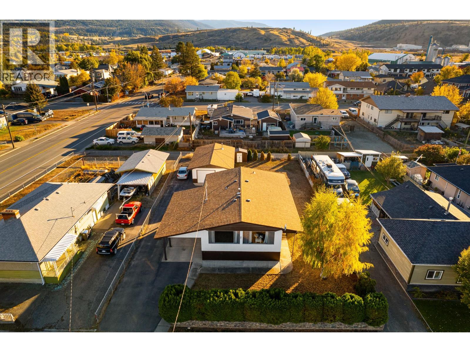 2588 Jackson Avenue, Merritt