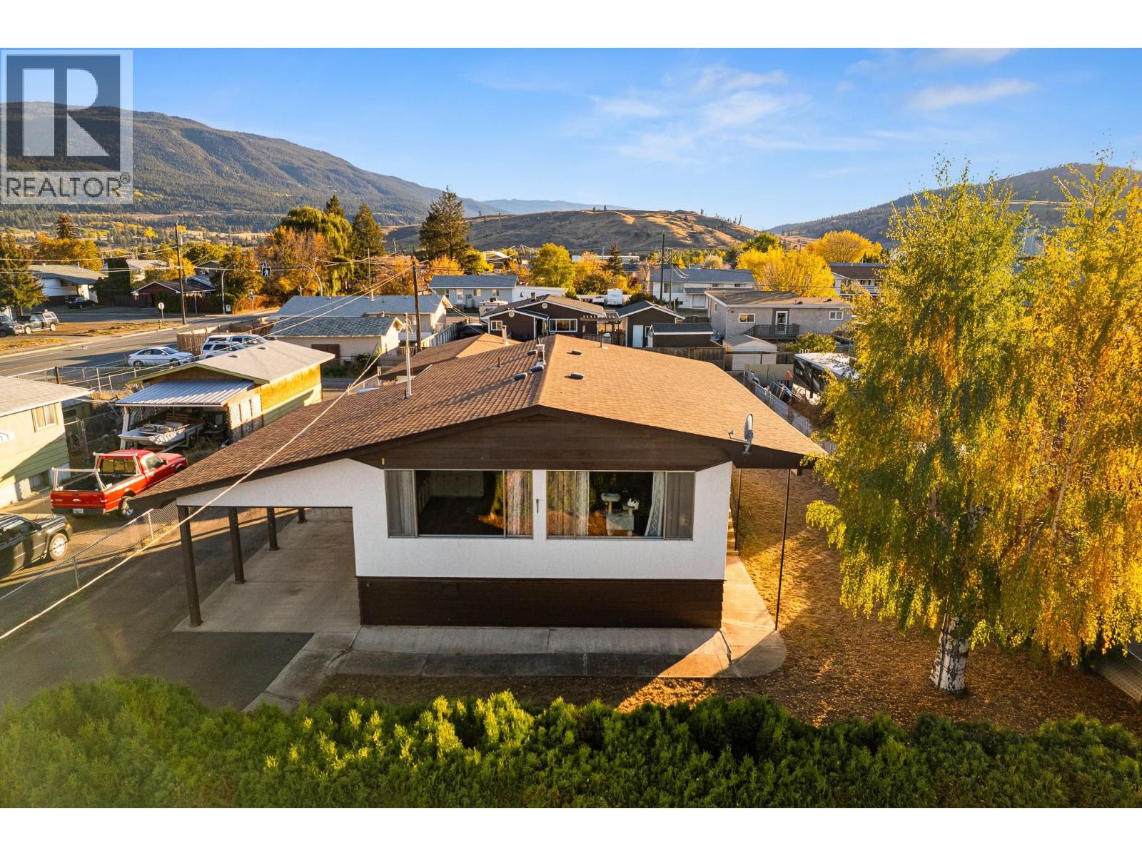 2588 Jackson Avenue, Merritt