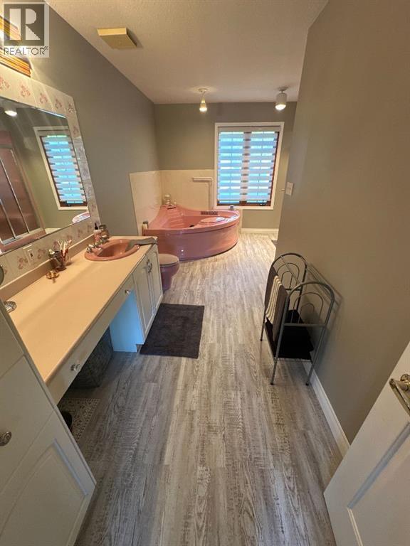 Single Family House Bungalow for Sale in   Street Rosedale Peace River 