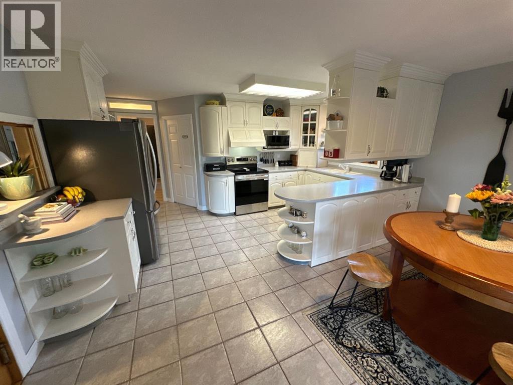 Single Family House Bungalow for Sale in   Street Rosedale Peace River 