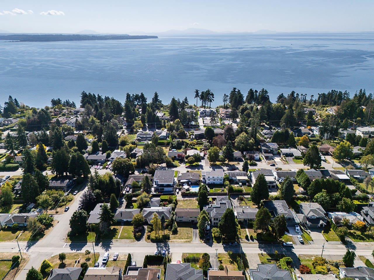 13850 BLACKBURN AVENUE, White Rock