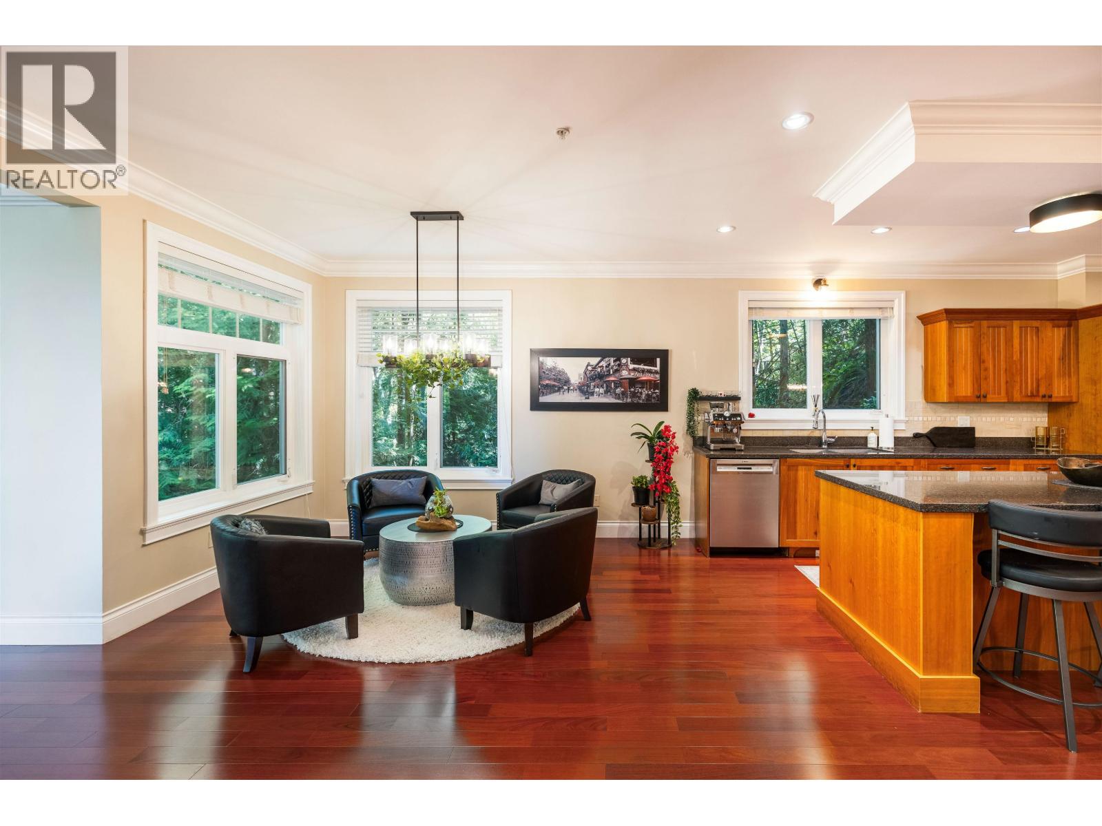 5671 WESTPORT ROAD, West Vancouver