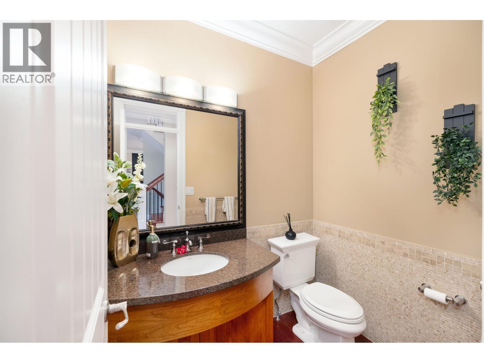 5671 WESTPORT ROAD, West Vancouver