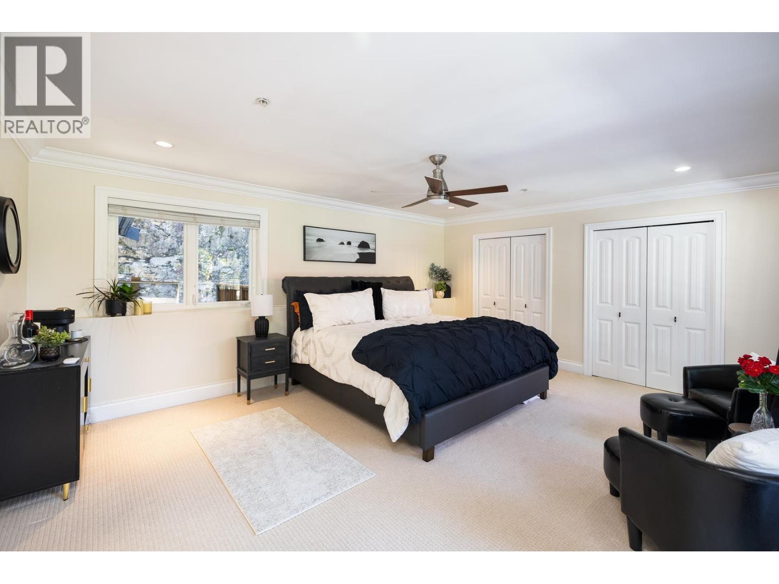 5671 WESTPORT ROAD, West Vancouver