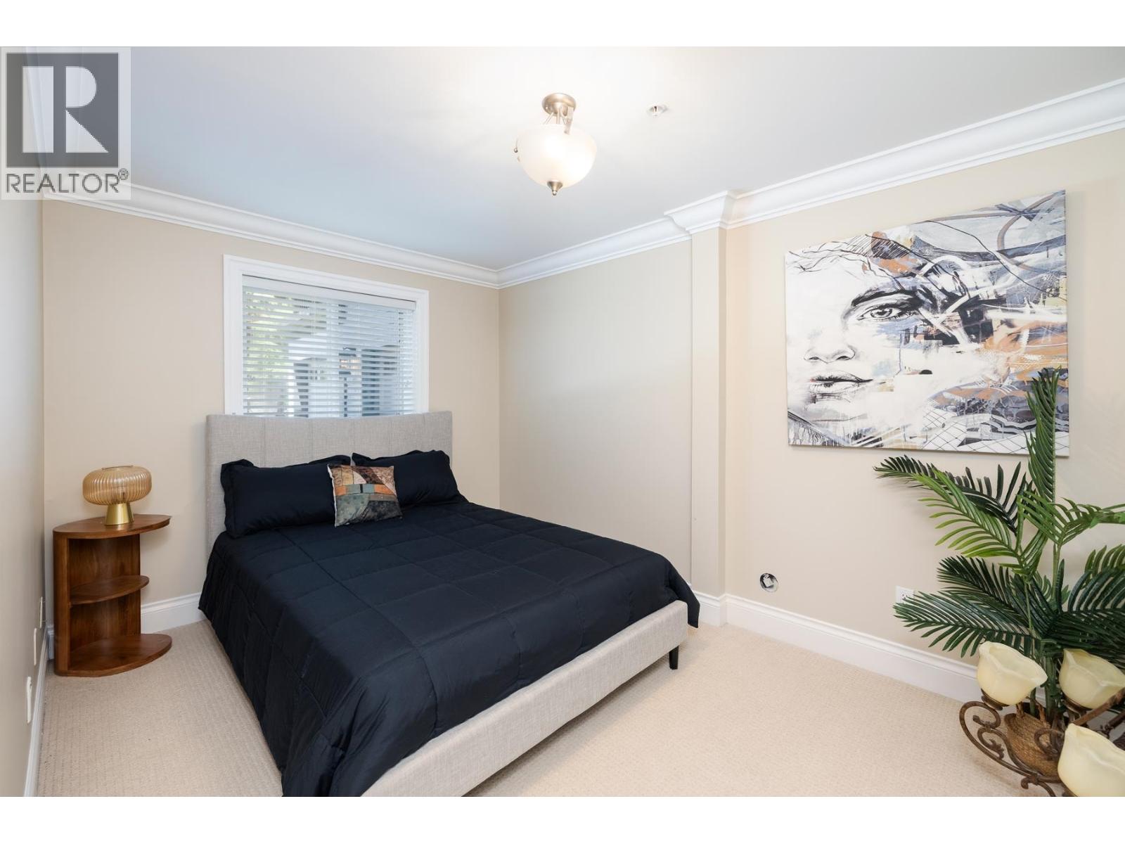 5671 WESTPORT ROAD, West Vancouver