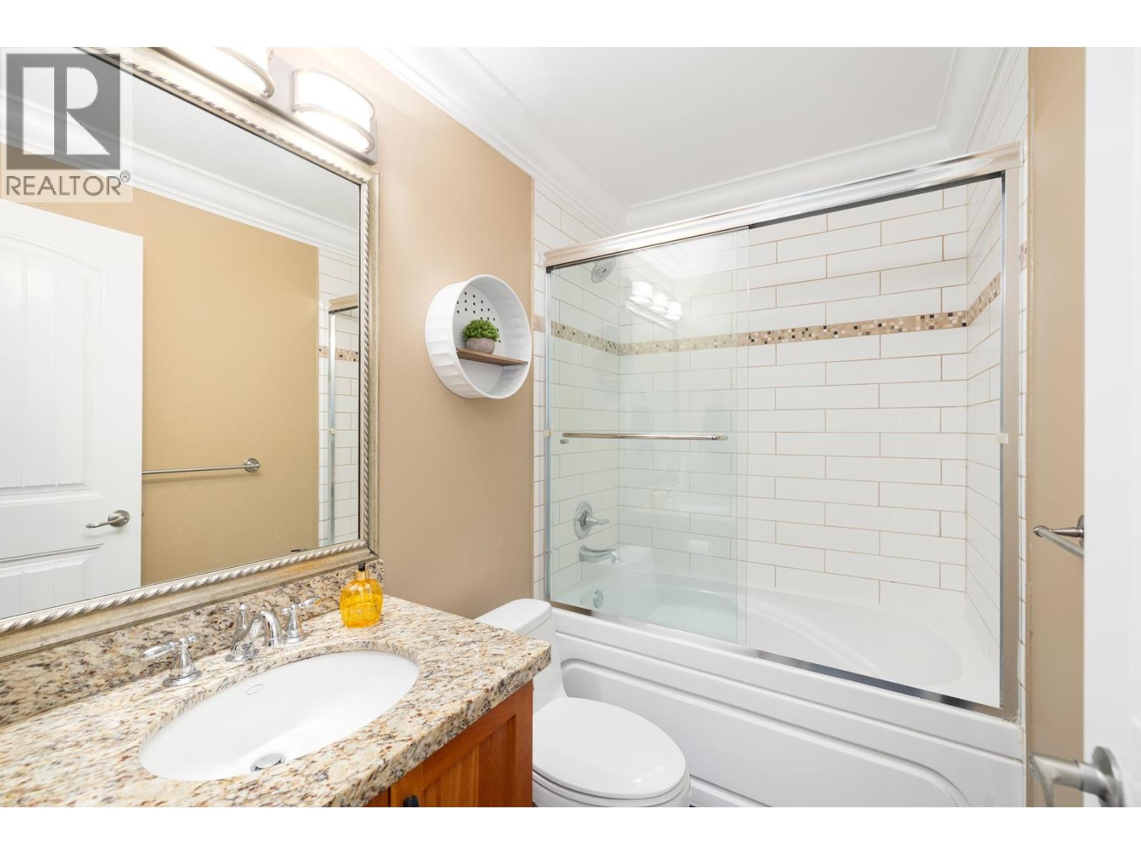 5671 WESTPORT ROAD, West Vancouver