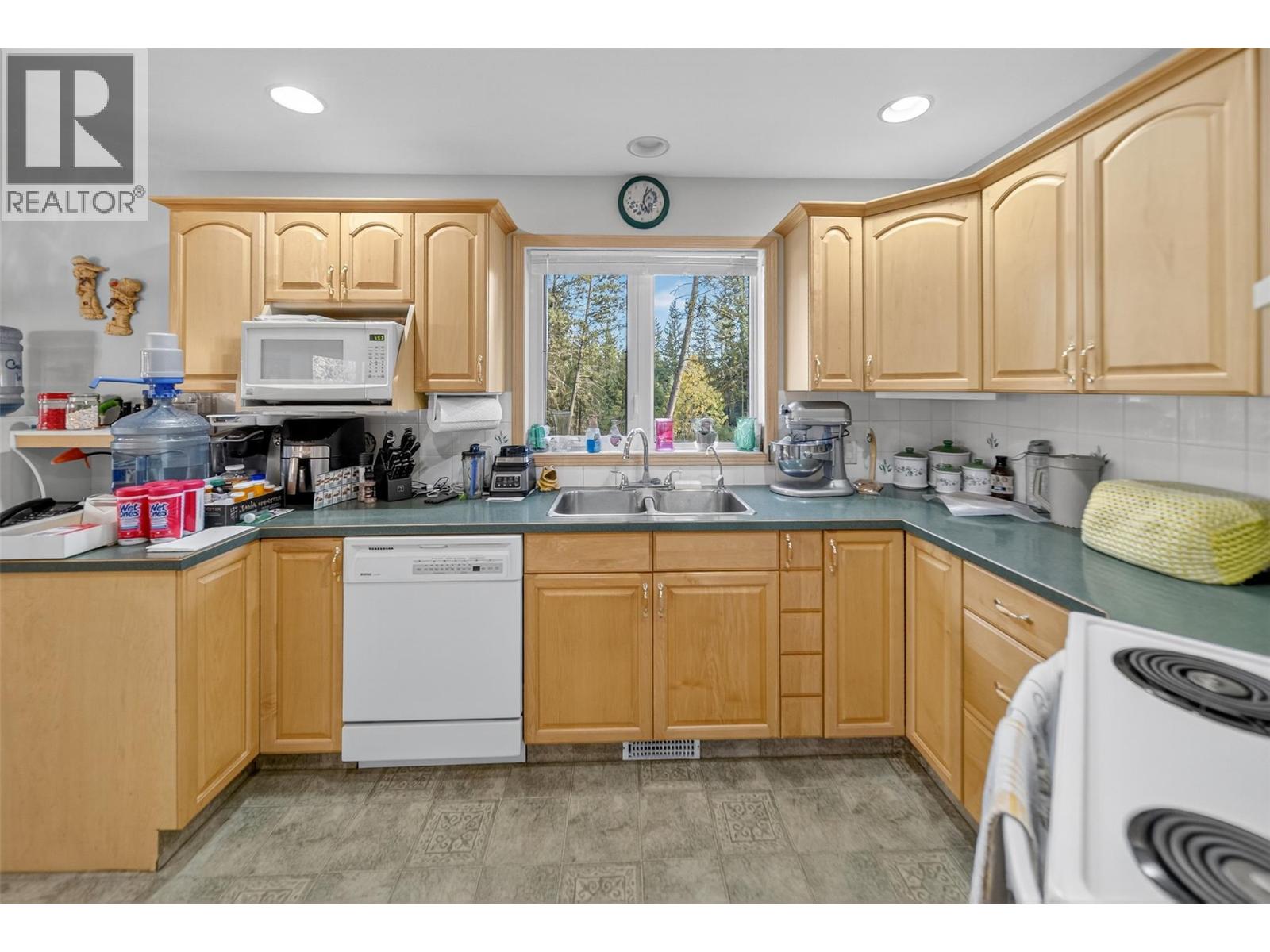 7250 Olsen Road - 23