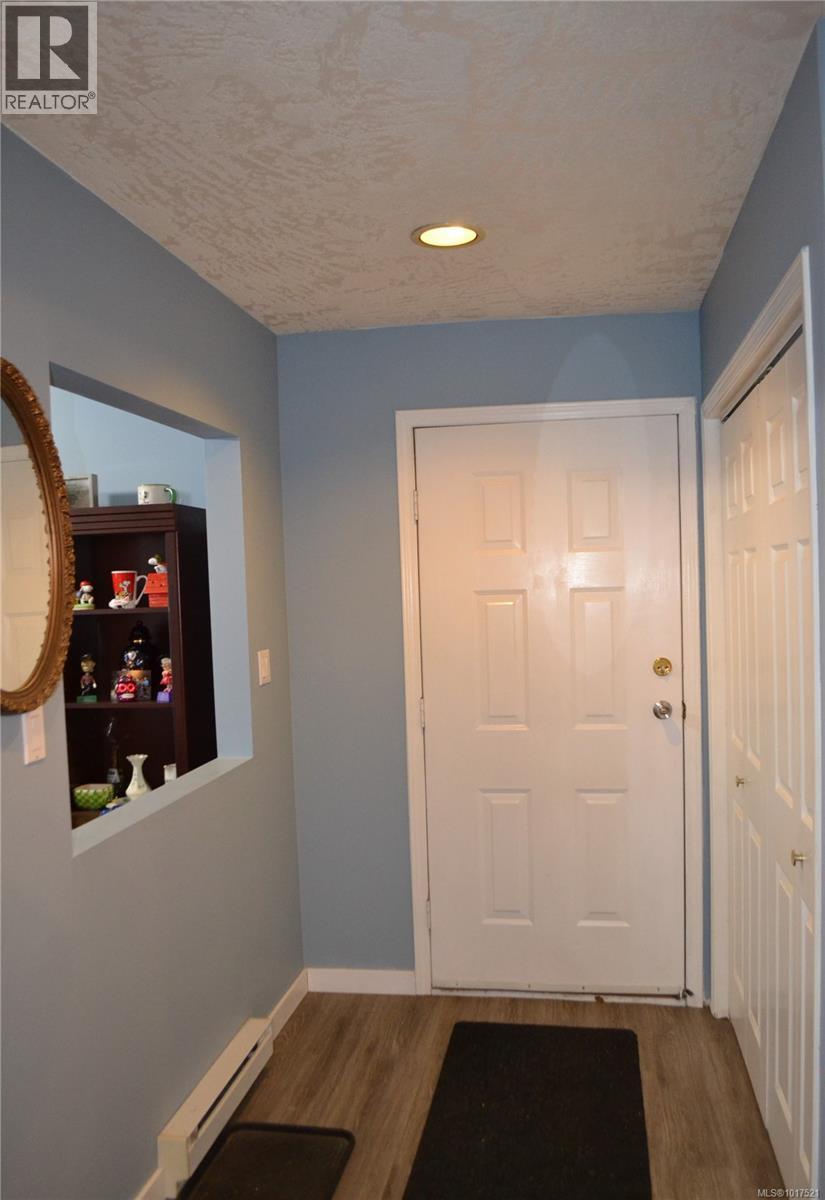 25 1201 Craigflower Rd, View Royal