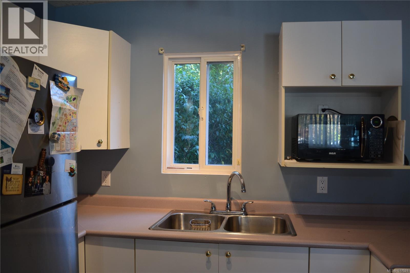 25 1201 Craigflower Rd, View Royal