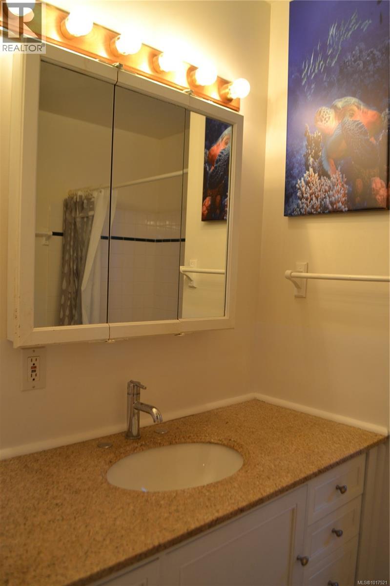 25 1201 Craigflower Rd, View Royal