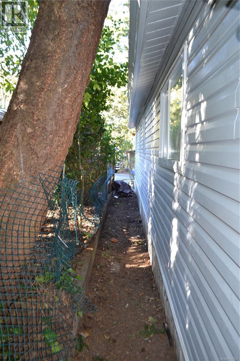 25 1201 Craigflower Rd, View Royal