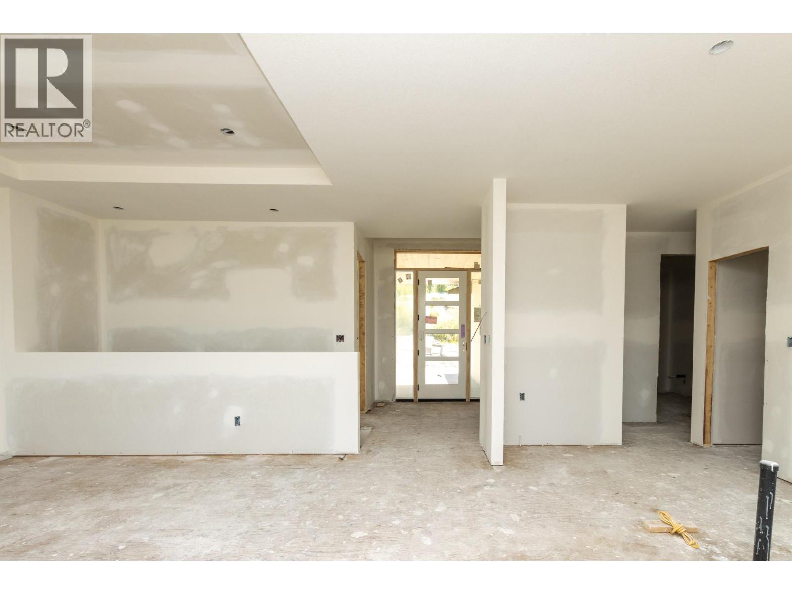 1121 16 Avenue SE, Salmon Arm