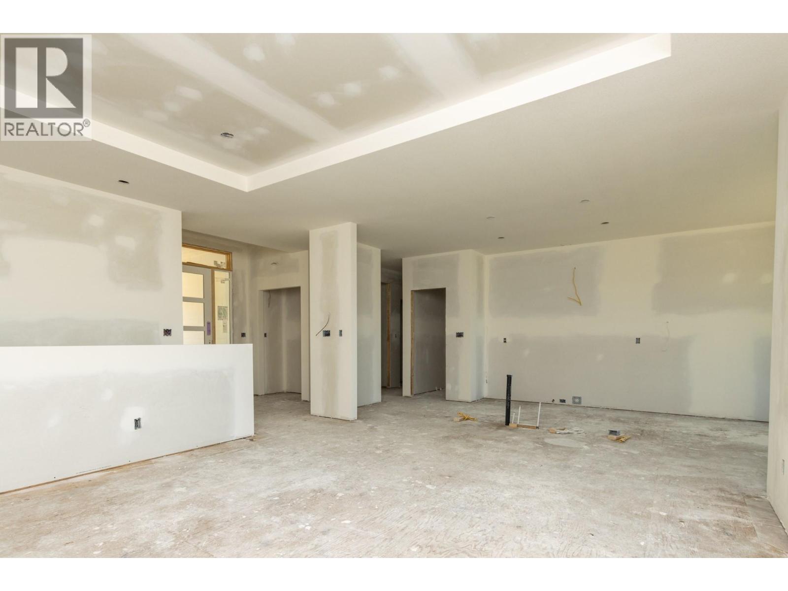 1121 16 Avenue SE, Salmon Arm