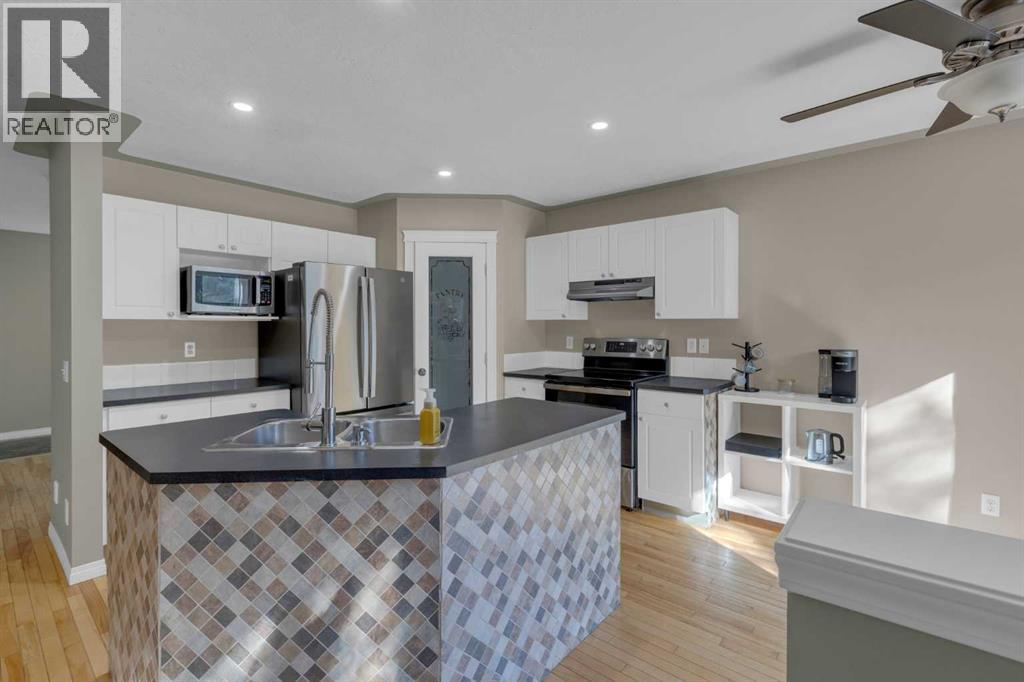 Single Family House for Sale in  Hidden Valley Drive NW Hidden Valley Calgary 