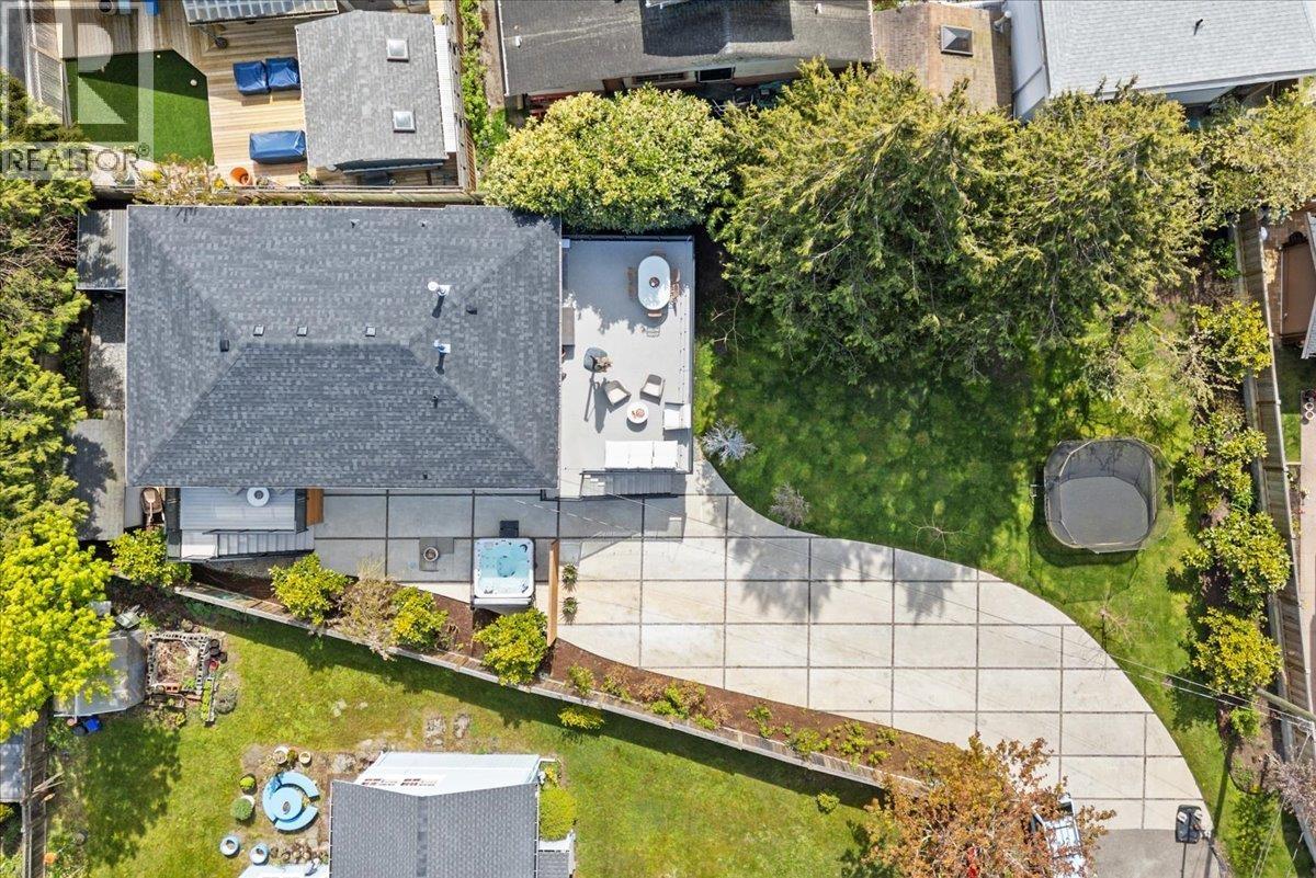 6740 MEREDITH Place, Delta