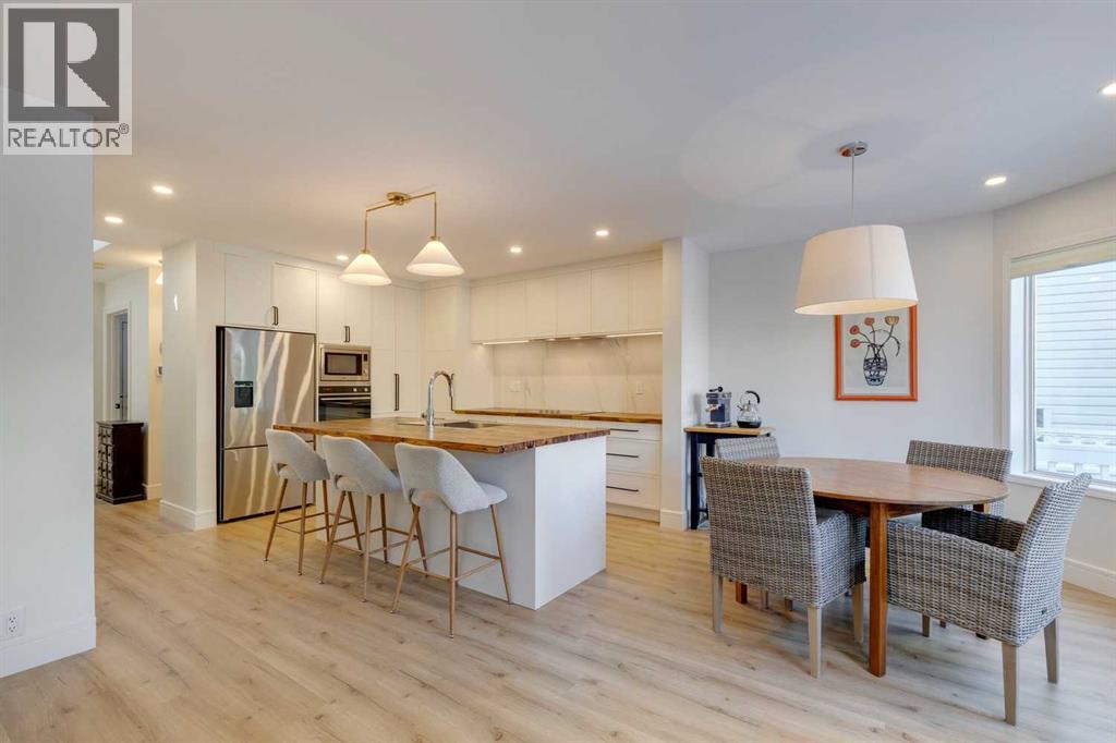 Single Family House for Sale in  Scenic View Close NW Scenic Acres Calgary 
